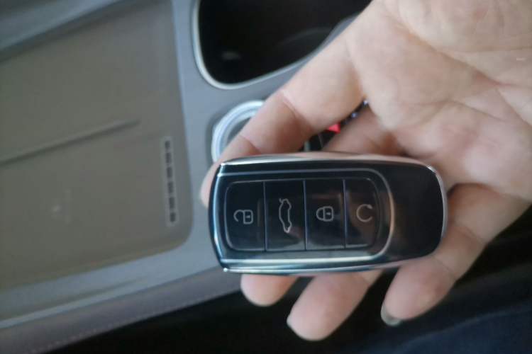 Used Chery Tiggo 8 PLUS 2025 290TGDI DCT Prestige 5-Seater