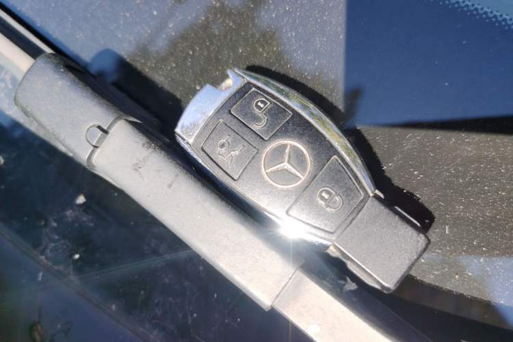 Used Mercedes-Benz GLC 2016 GLC 260 4MATIC Luxury Model