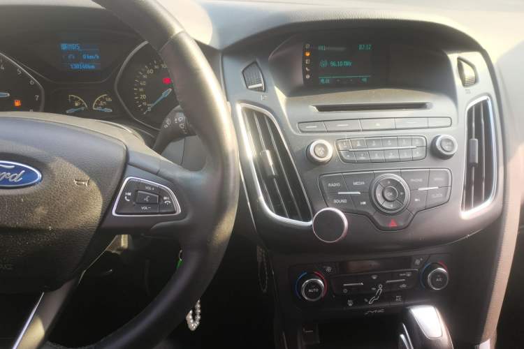 Used Ford Focus 2015 Sedan 1.6L Automatic Trend Model
