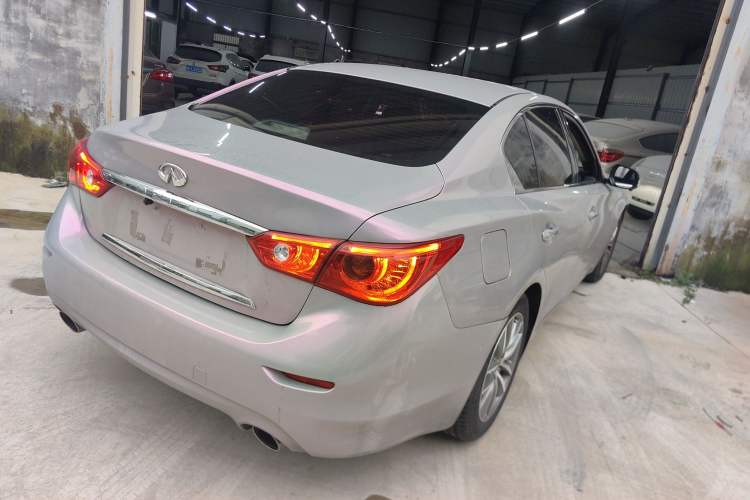 Used Infiniti Q50L 2015 2.0T Enjoyment Edition
