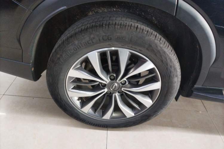 Used GAC Trumpchi GS8 2017 320T Two-Wheel Drive Luxury Smart Connectivity Version (7 Seats)
