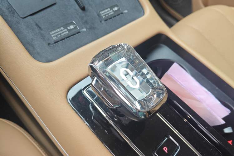 Used Hima AITO M7 2024 1.5T Intelligent Driving 4WD Max Edition 5 Seats
