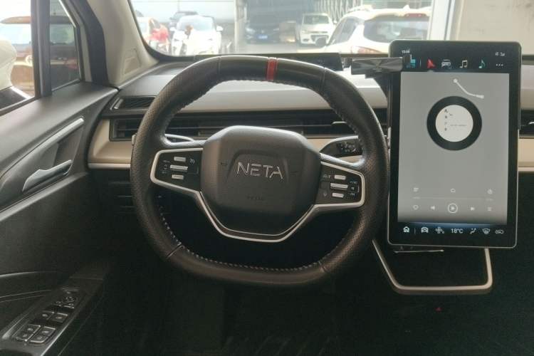 Used NETA V 2021 Long-Range Entertainment Edition Upgrade Model
