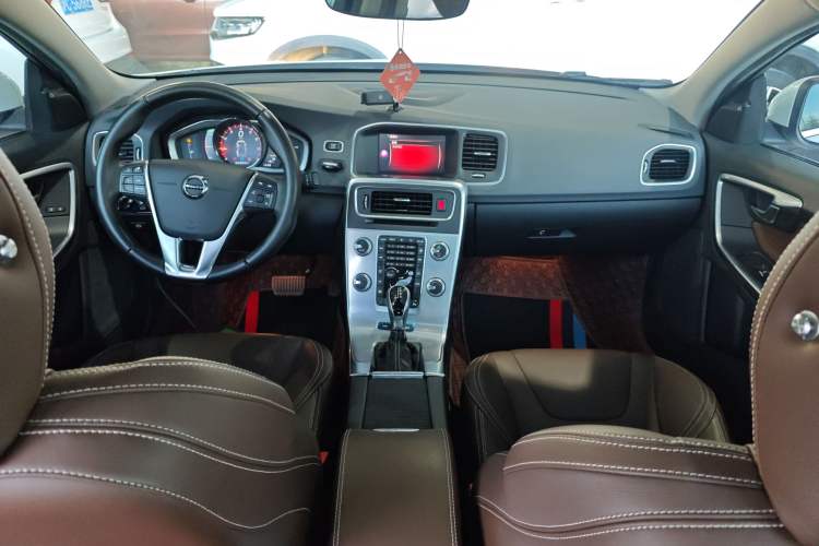 Used Volvo S60 New Energy 2019 S60L T6 E-Drive Hybrid Edition