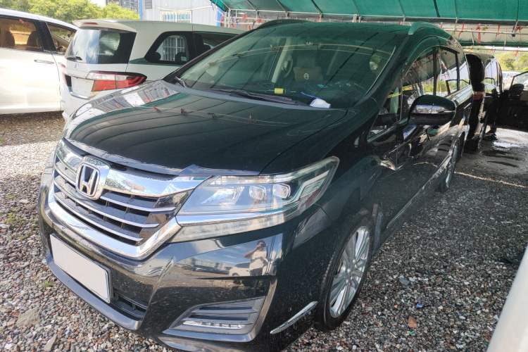 Used Honda Elysion 2016 2.4L Comfort Edition
