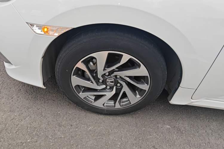 Used Honda Civic 2019 180TURBO CVT Shangyue Edition China VI Emission Standard
