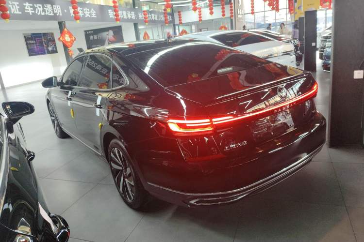 Used Volkswagen Passat 2024 380TSI Dragon Edition