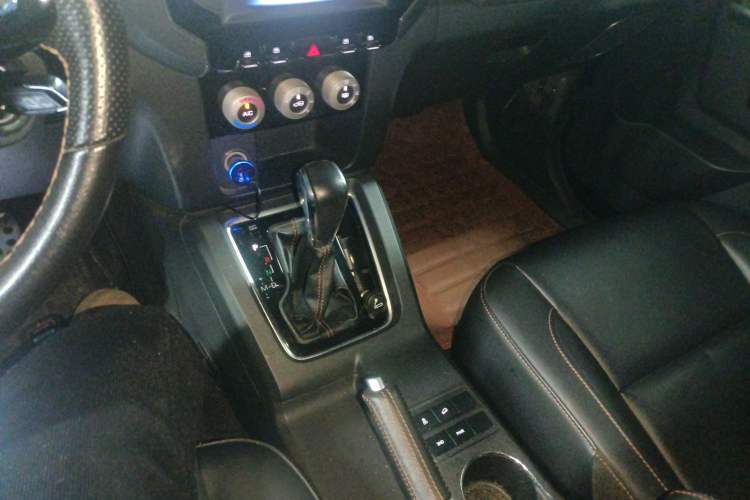 Used  BJ40 2016 40L 2.3T Automatic Two-Wheel Drive Prestige Edition