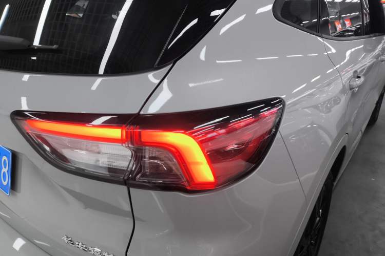 Used Ford Escape 2024 EcoBoost 245 Four-Wheel Drive ST-Line Pro Trim
