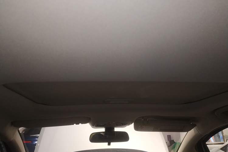 Used Geely Auto Vision X3 2017 1.5L Automatic Prestige Model
