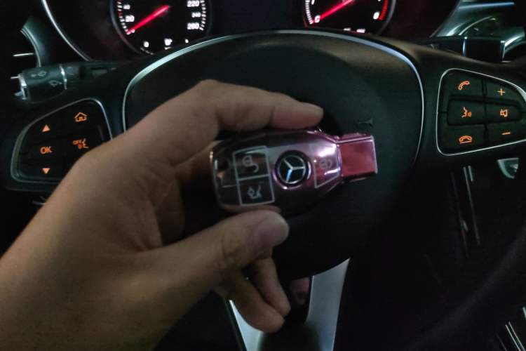 Used Mercedes-Benz GLC 2016 GLC 260 4MATIC Dynamic Edition
