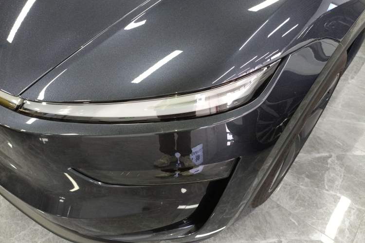 Used Tesla Model Y 2025 Rear-Wheel-Drive Version
