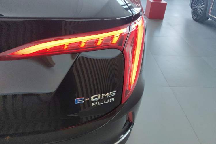 Used Hongqi E-QM5 2023 560km PLUS
