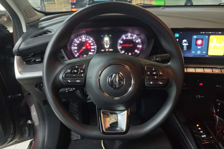 Used MG 5 2023 180 DVVT CVT Fashion Edition
