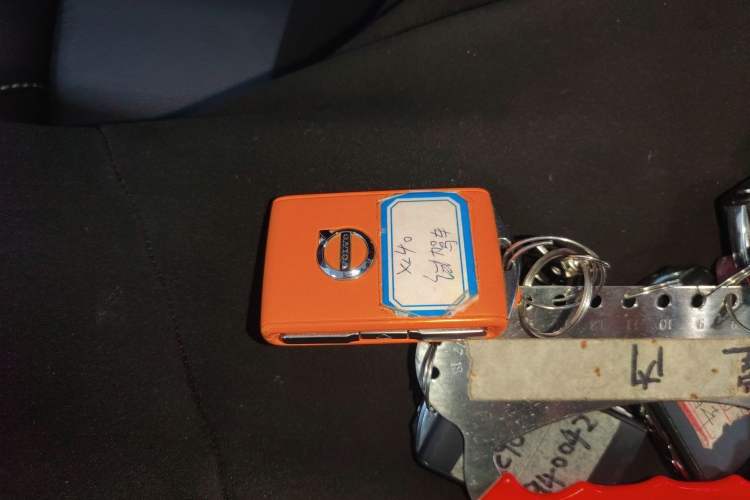 Used Volvo XC40 2024 B4 4x4 Smart Luxury Edition