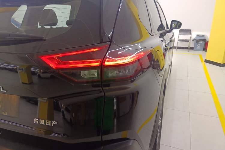 Used Nissan X-Trail 2021 VC-Turbo 300 CVT 4WD Luxury Edition
