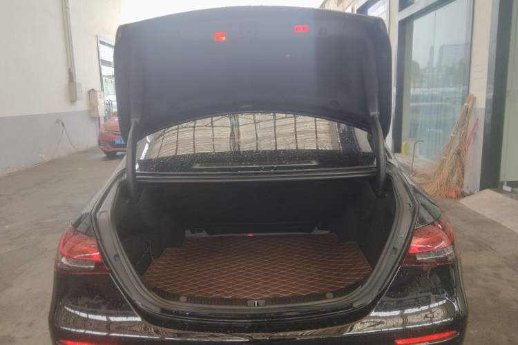 Used Mercedes-Benz E-Class 2022 Revised Version E 300 L Luxury Edition
