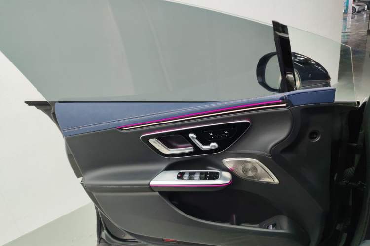 Used Mercedes-Benz EQE 2022 350 Pioneer Edition
