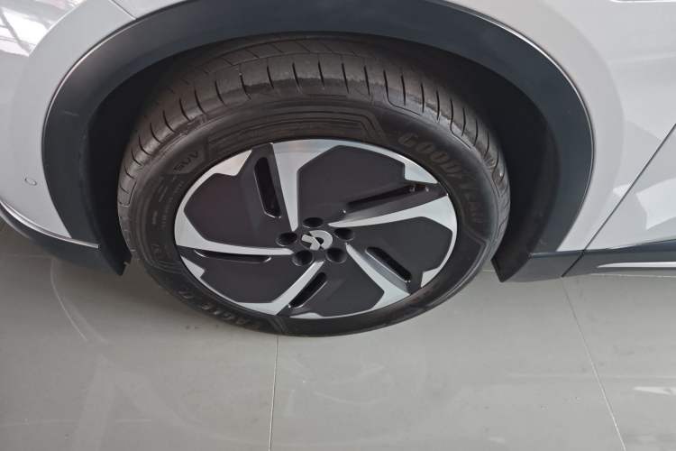 Used Nio ES6 2024 75 kWh
