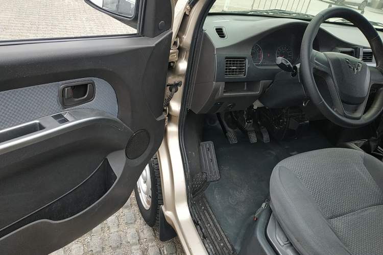 Used Wuling Rongguang 2021 1.5L Extended Standard Version with Air Conditioning – L3C
