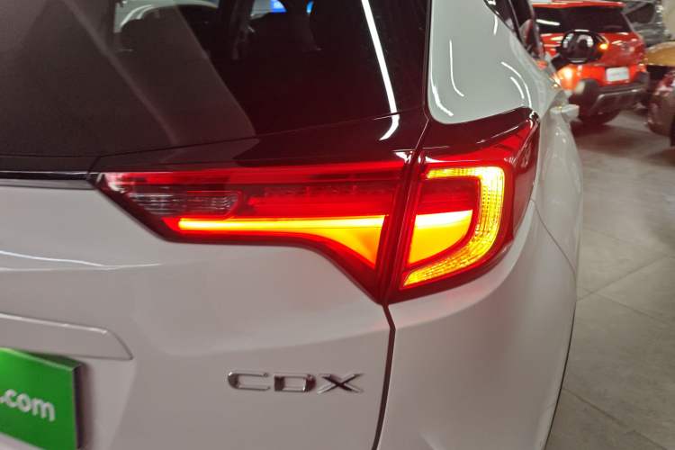 Used Acura CDX 2019 1.5T Two-Wheel Drive Deluxe Edition