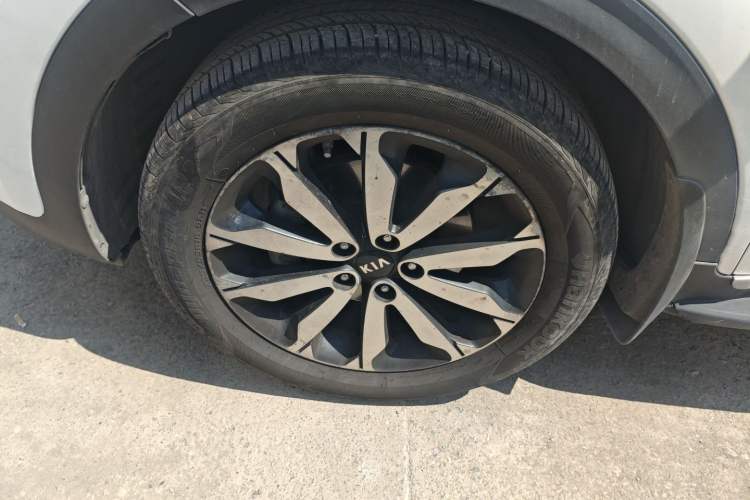 Used Kia KX5 2017 1.6T Automatic Two-Wheel Drive 15th Anniversary Special Edition DLX
