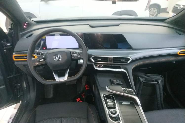 Used Changan UNI-T 2022 1.5T Prestige Version