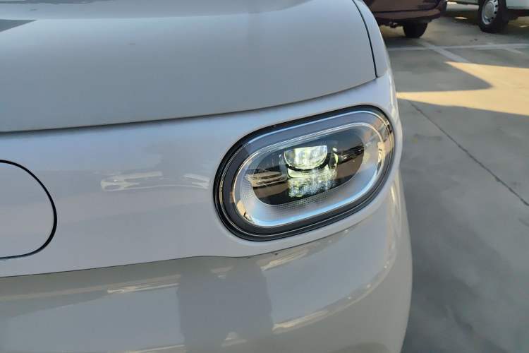 Used Wuling Hongguang MINIEV 2024 3rd Generation 215km Youth Edition
