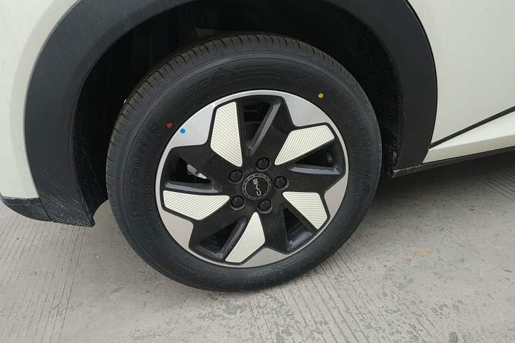 Used BYD Dolphin 2025 420km Free Edition
