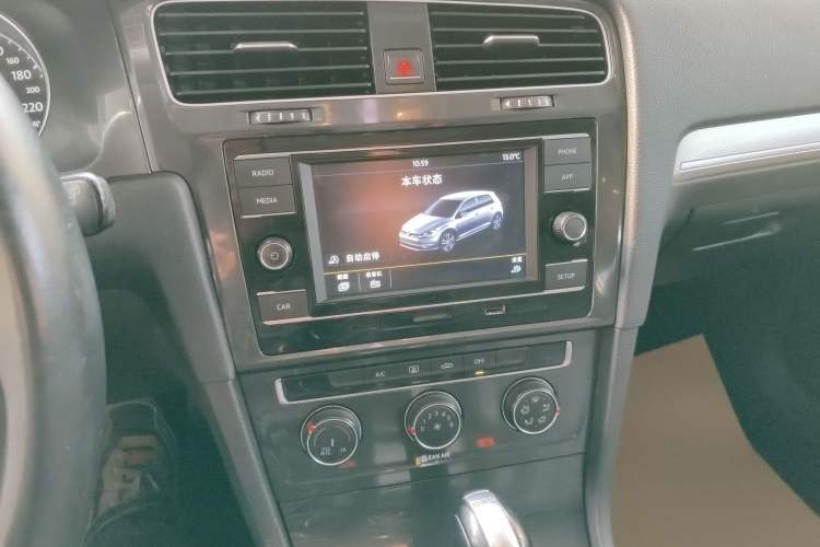 Used Volkswagen Golf 2018 230TSI Automatic Comfort Model