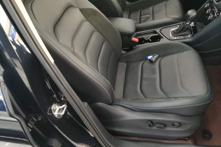 Used Volkswagen Tiguan L 2018 330TSI Automatic Two-Wheel Drive Luxury Edition
