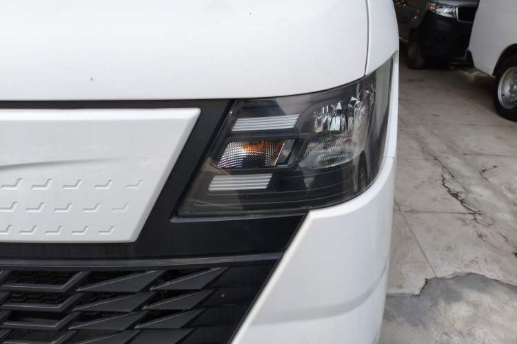 Used Foton Skyworth EV6 2023 Fast and Slow Charging Version
