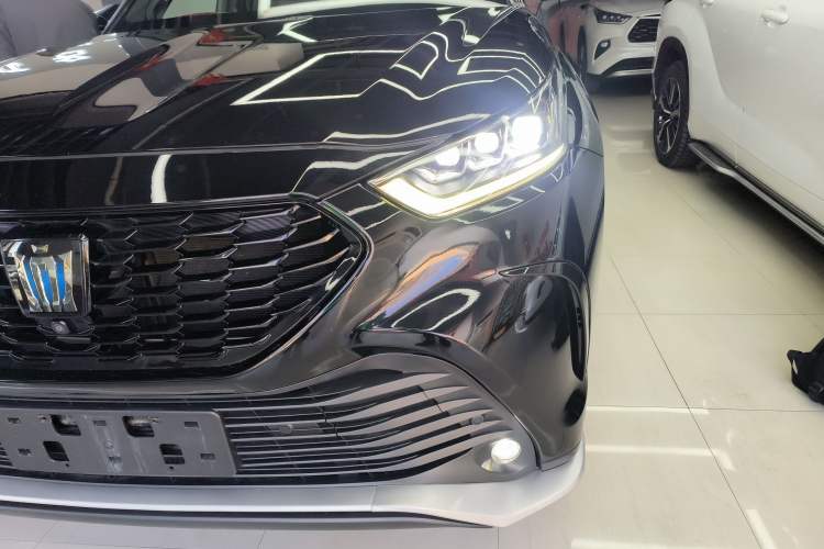 Used Toyota Crown Land Cruiser 2021 2.5L HEV Four-Wheel Drive Flagship Edition