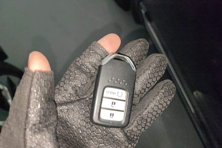 Used Honda CR-V 2017 240TURBO CVT Front-Wheel Drive Fashion Edition
