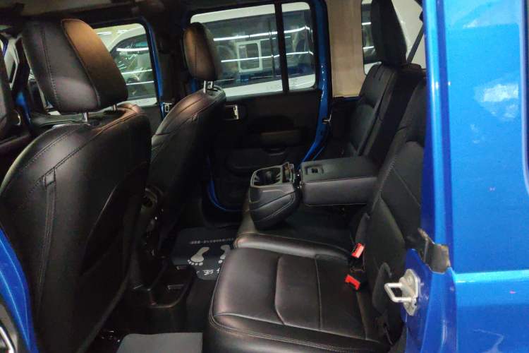 Used  Wrangler 2022 2.0T High Altitude Four-Door Edition
