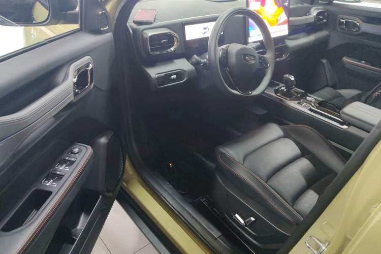 Used Geely Auto Cowboy 2025 1.5TD Fun-Offroad Version