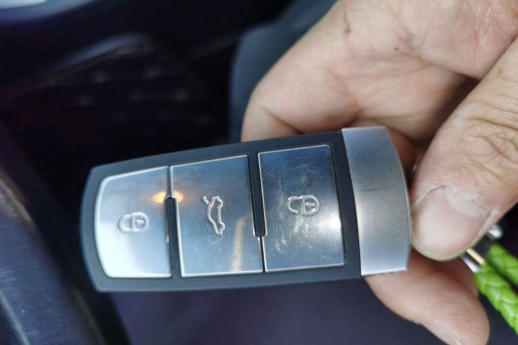 Used Volkswagen FAW-Volkswagen CC 2016 2.0 TSI Luxury Model
