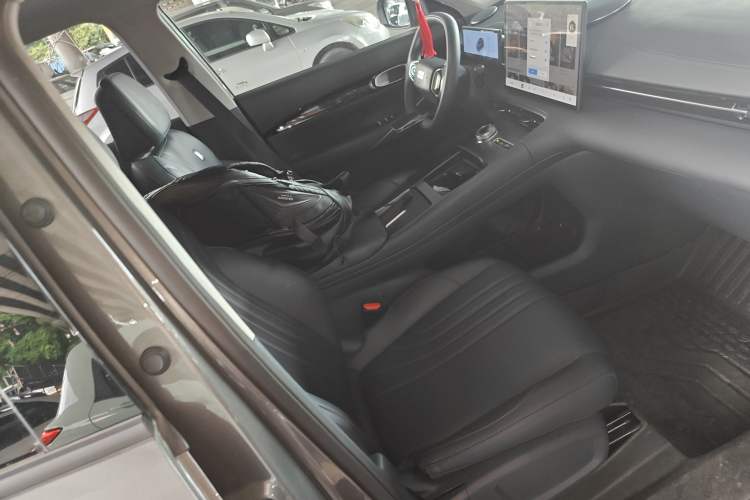 Used  E5 2024 530km Long-Range Version
