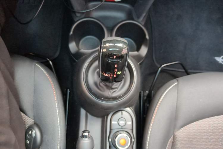 Used  MINI 2022 Updated 1.5T ONE
