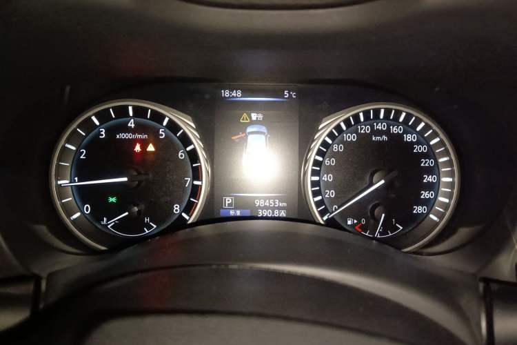 Used Infiniti Q50L 2018 2.0T Enjoyment Edition China V standard
