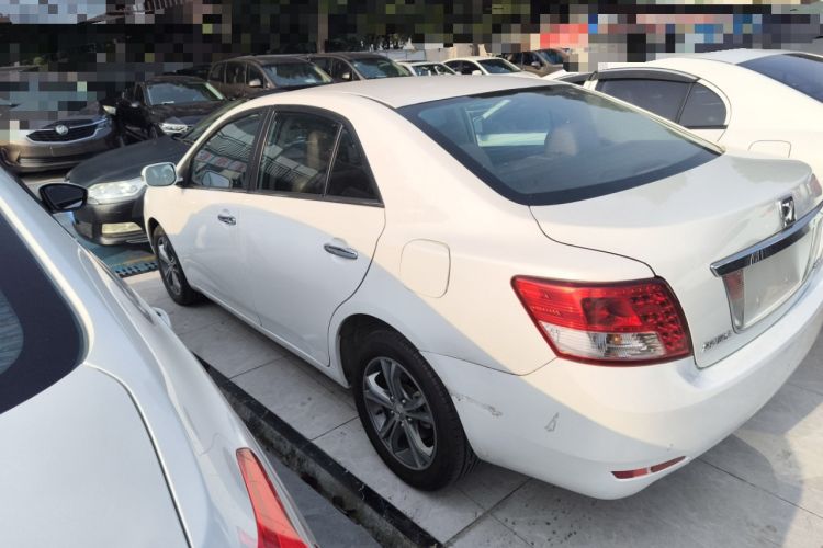 Used Zotye Z300 2014 1.6L Urban Edition Automatic Luxury Model
