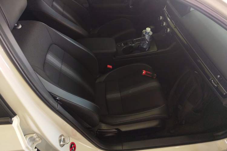 Used Honda Civic 2022 240TURBO CVT Dynamic Edition
