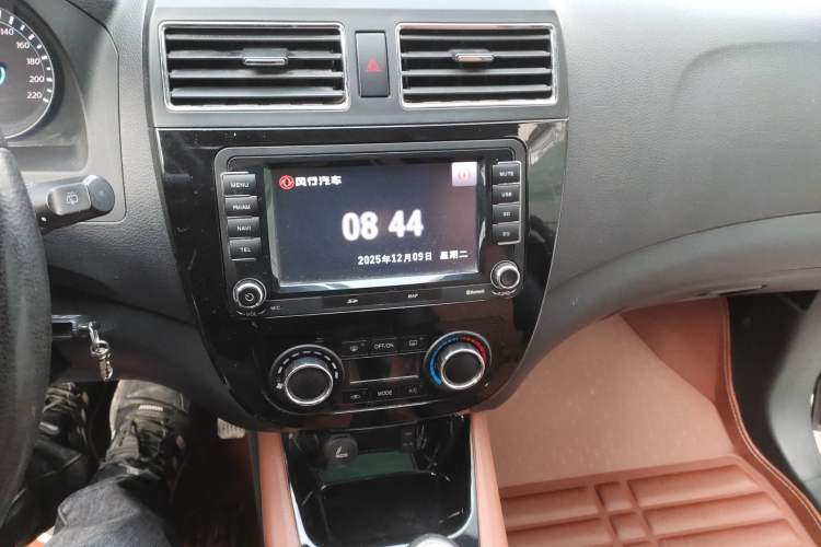 Used FORTHING Joyear X5 2013 1.8T Manual Luxury Model
