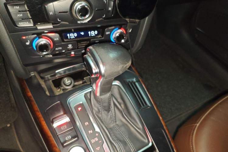 Used Audi A4L 2015 35 TFSI Automatic Comfort Model
