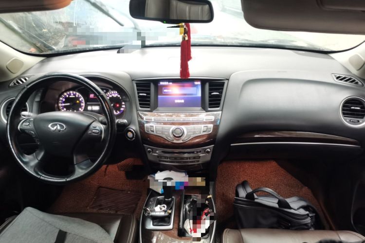 Used Infiniti JX 2013 JX35 Two-Wheel-Drive Excellence Edition