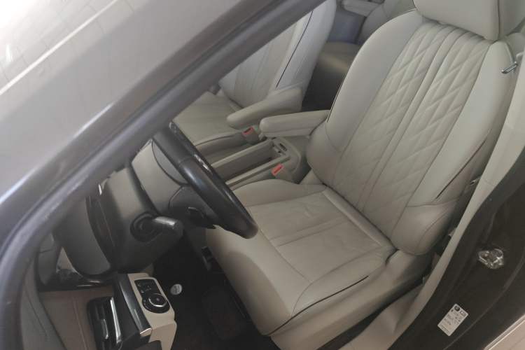 Used Buick GL8 2022 Land Business Class 652T Luxury Model
