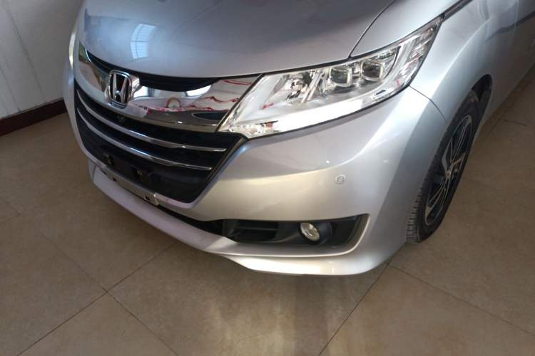 Used Honda Odyssey 2015 2.4L Supreme Edition
