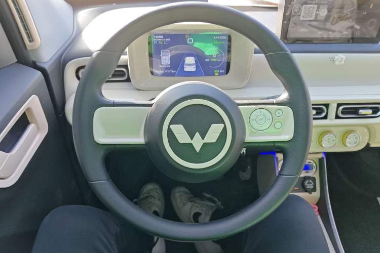 Used Wuling Hongguang MINIEV 2024 3rd Generation 215km Youth Edition
