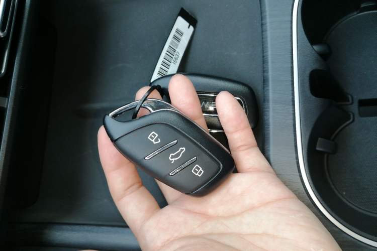 Used Roewe D7 2025 DMH 125km World Champion Excellence Edition
