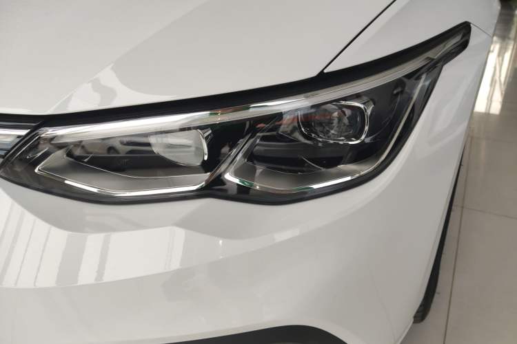 Used Volkswagen Golf 2023 Facelift 280TSI DSG Pro
